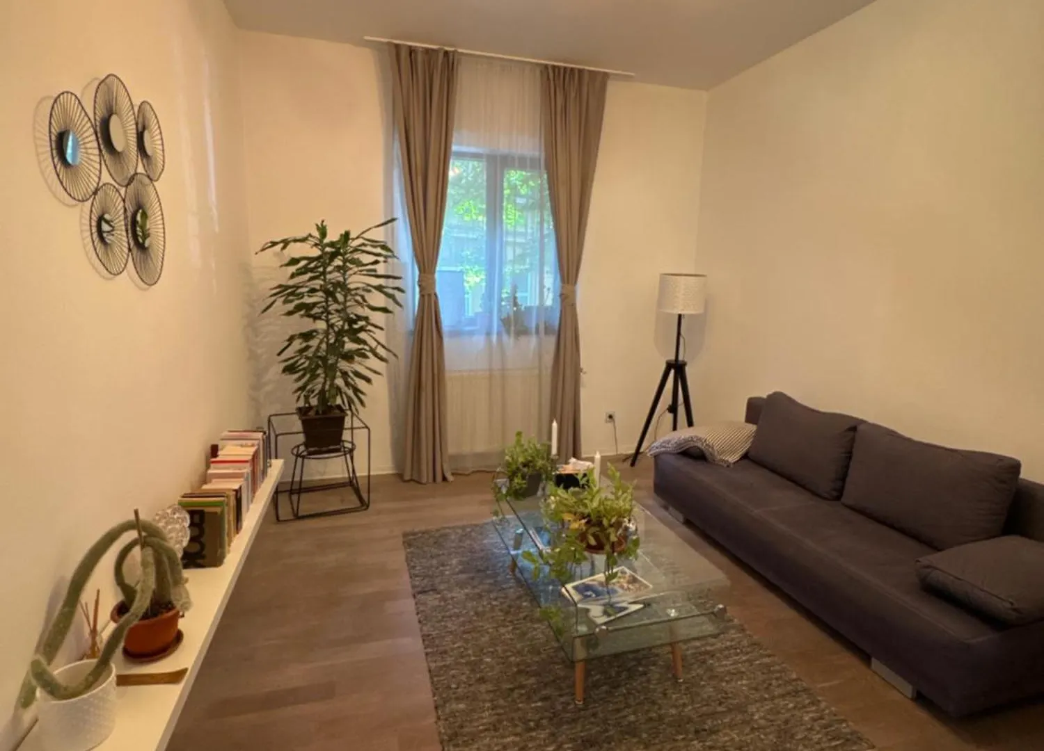 Bucharest Designer Villa 0*,